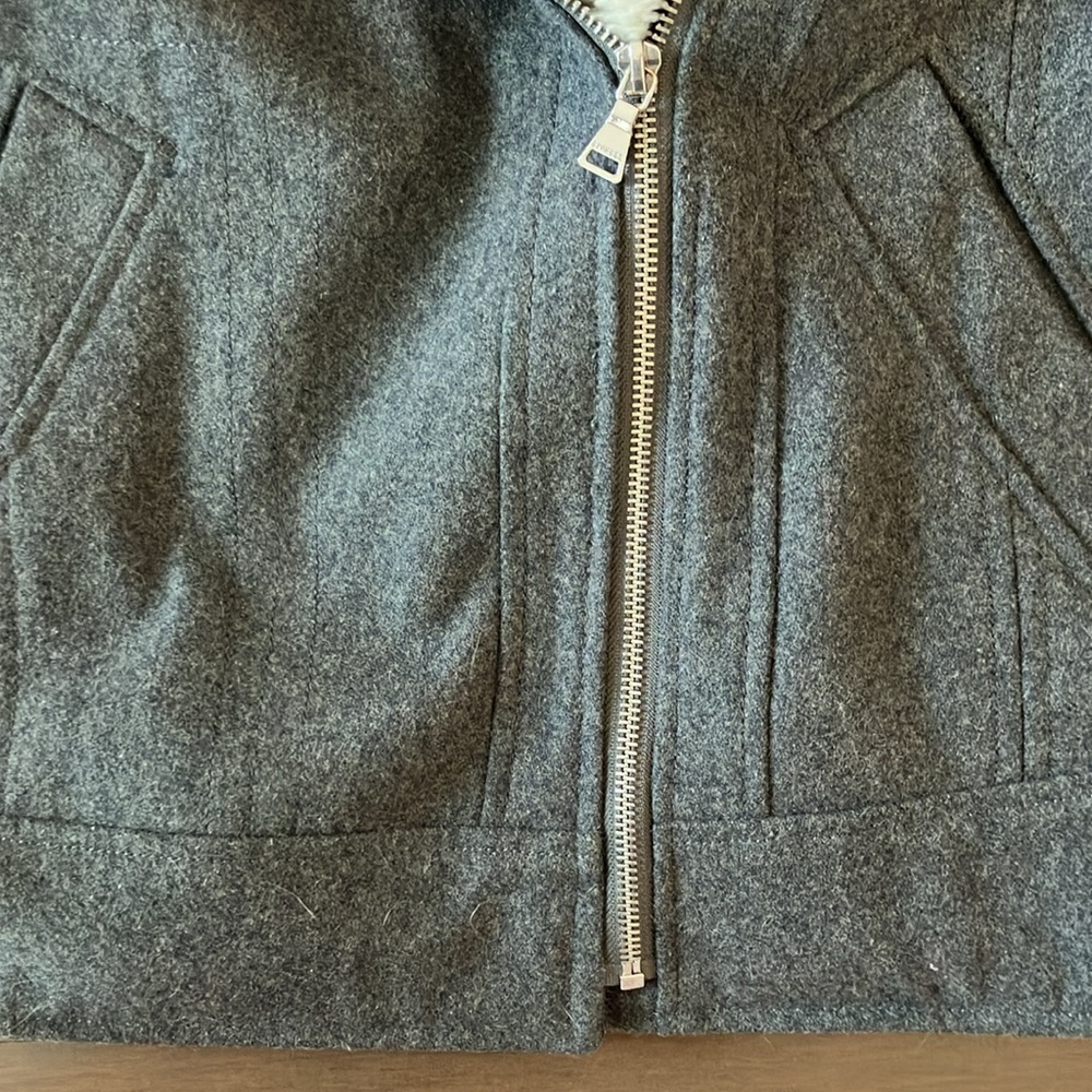 Express Gray Shearling-Lined Women's Jacket - image 3